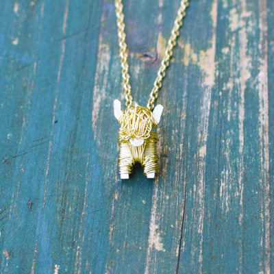 gold highland cow gift, gold highland coo, highland coo jewellery