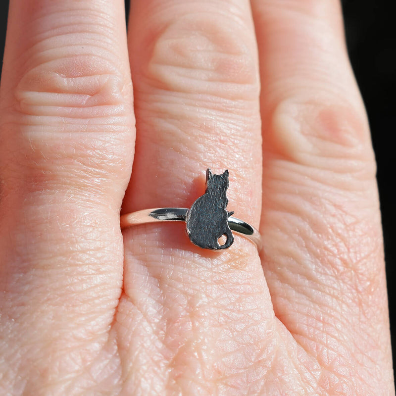 silver cat ring, black cat ring, cat ring, cat jewellery, cat gift for her, sillver cat gift, cat christmas present. cat lover gift