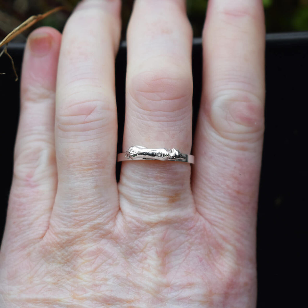 silver greyhound ring, greyhound jewellery, gift for greyhound owner, silver dog ring, greyhound memorial
