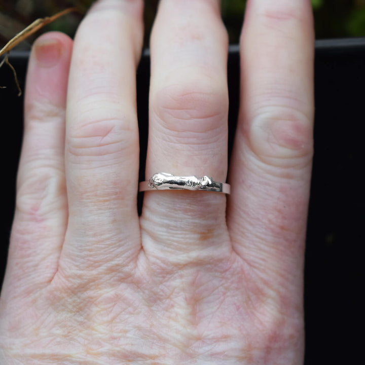 silver greyhound ring, greyhound jewellery, gift for greyhound owner, silver dog ring, greyhound memorial