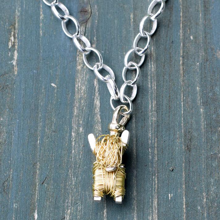 gold scottish cow jewellery, gold highland cow jewellery, gold cow charm bracelet
