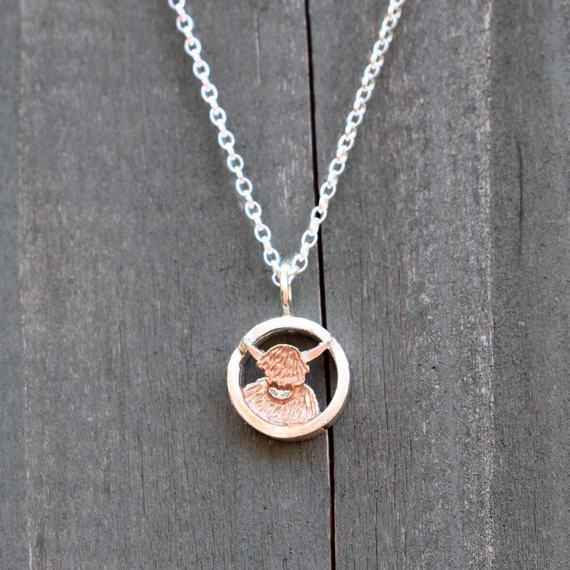 gold highland cow necklace, rose gold highland cow pendant, highland cow jewellery, gold cow necklace, rose gold cow necklace, highland cow jewellery for woman, highland cow present for wife
