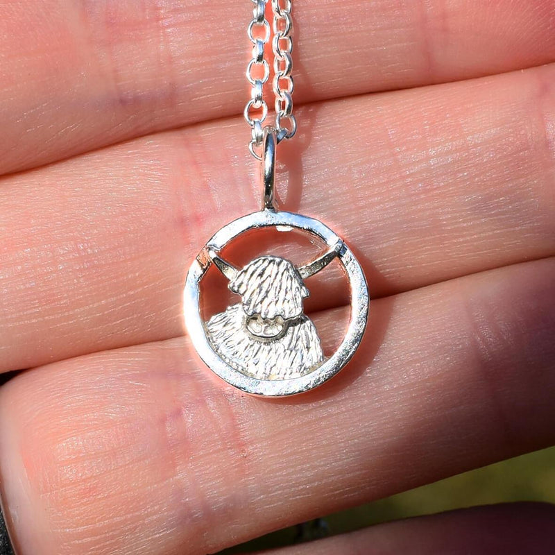 heilan coo necklace, silver scottish necklace, highland cow pendant, highland cow jewellery, unusual highland cow present, highland cow gift for her