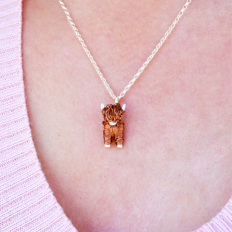 highland cow necklace, highland cow gift for woman, cow necklace, scottish necklace, highland cow jewellery
